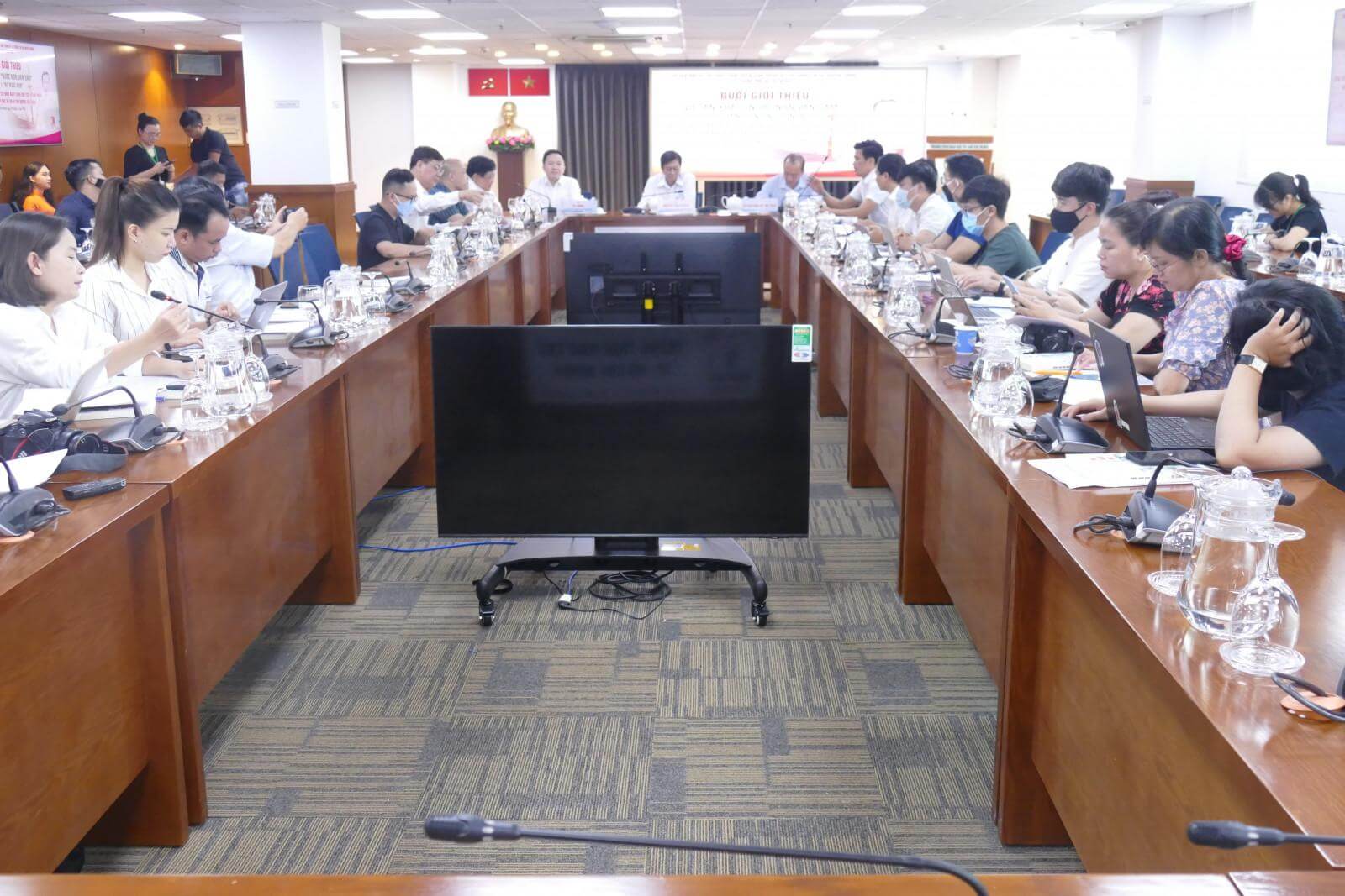 Bật mí diễn viên nhí vào vai Bác Hồ lúc nhỏ vở 'Nợ nước non' 2 Bật mí diễn viên nhí vào vai Bác Hồ lúc nhỏ vở 'Nợ nước non' ảnh 1